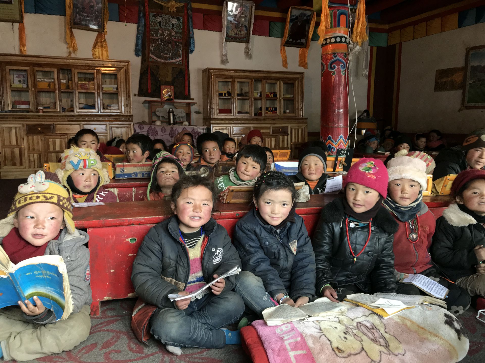 大连伟华人工智能平台有限公司公益回顾丨家国同欢月同圆 温暖满载甘孜州(图11)